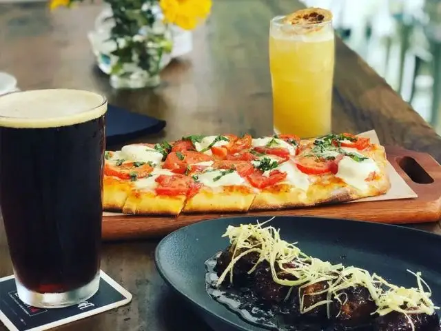 Eleven14 Craft House and Kitchen