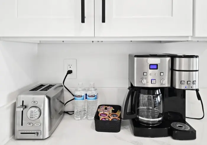 Coffee maker and toaster station in Penthouse plus Studio.